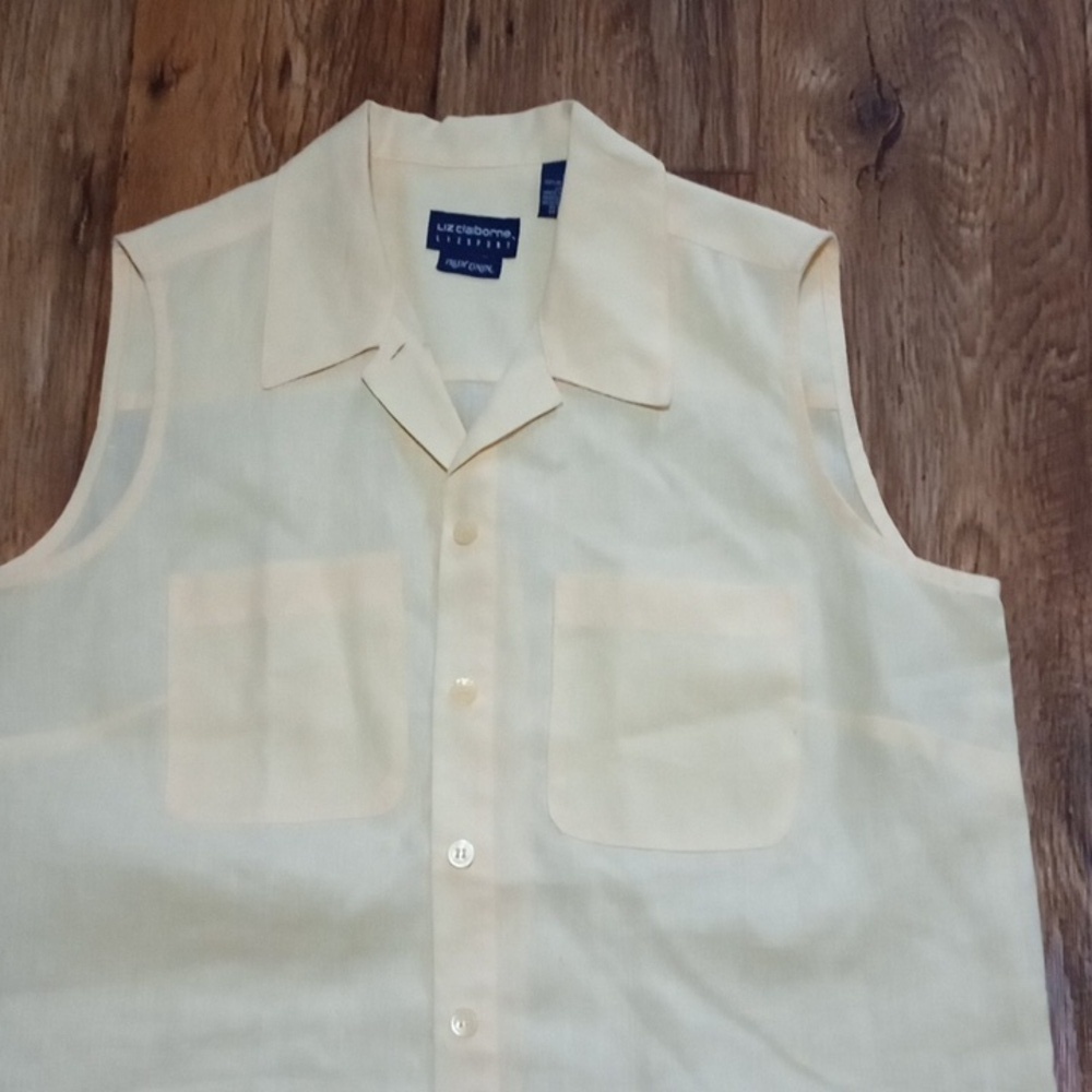 Liz Claiborne Cream Casual Button Down Shirt